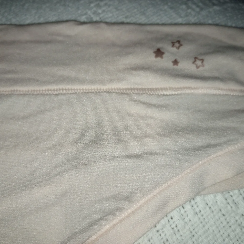 **NWOT PRETTY PALE PINK THONGS AERIE XXL - Picture 5 of 6